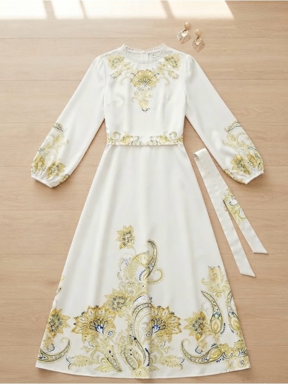 💫 MOTF Elegant White Maxi Dress with Yellow Paisley Accents and Belt NWT